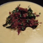 Jordskokkesuppe med ristet bacon
