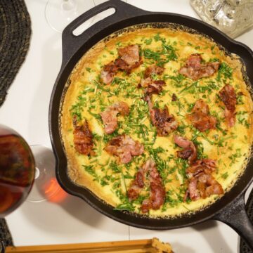 Æggekage med kartofler og bacon