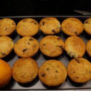 Appelsin muffins med appelsin og chokolade