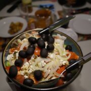Basisingredienser til Græsk salat