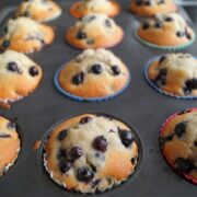 Blåbår muffins bagt i muffinform