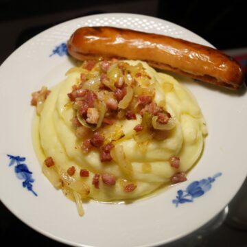 Brændende kærlighed med bacondressing