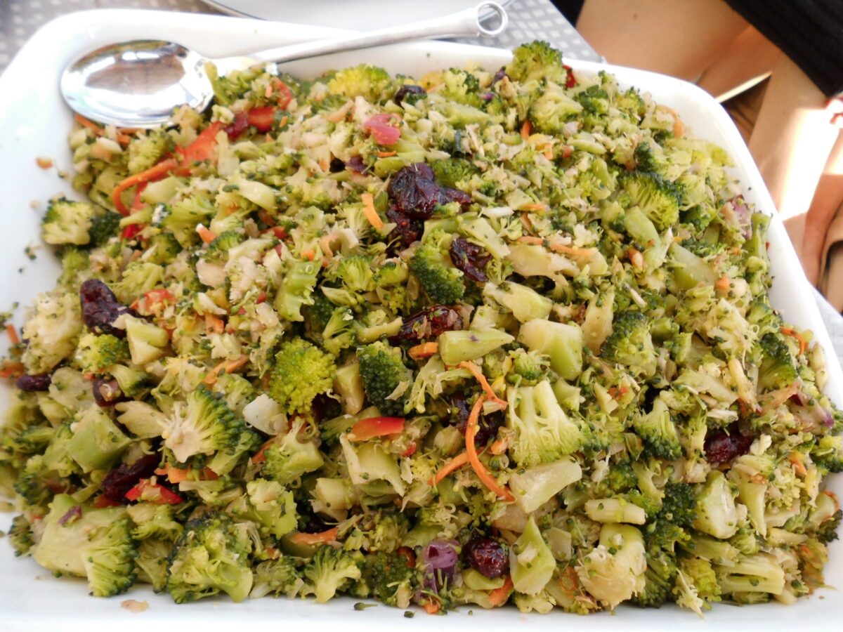 Broccoli og kartoffelsalat