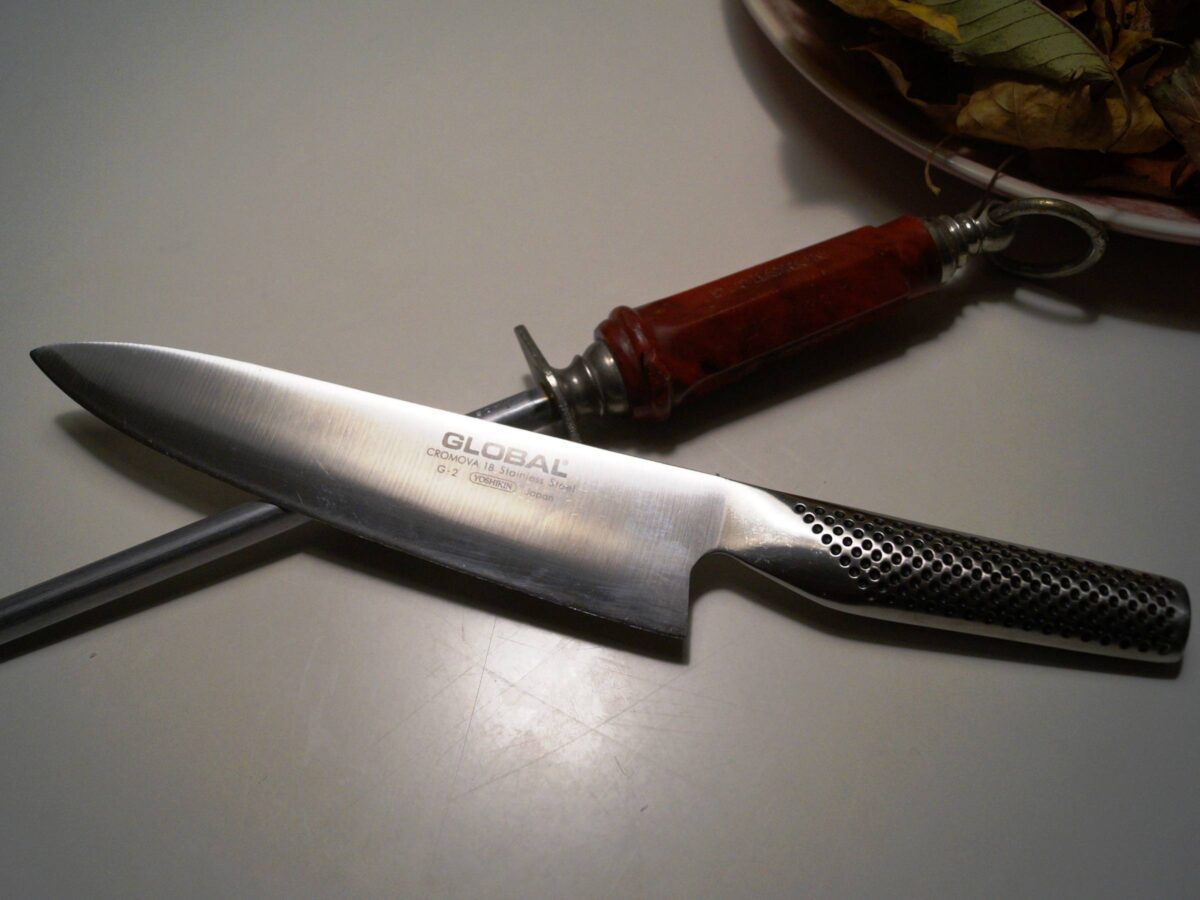 Kniv og strygestål
