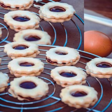 Julekranse småkager med marmelade