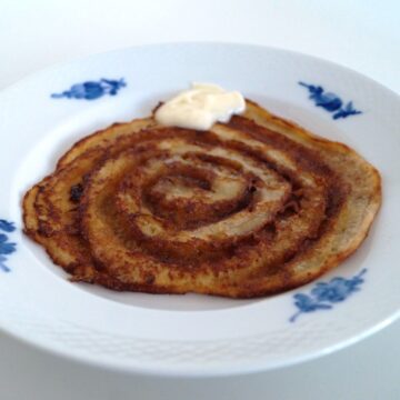 Kanelsnegle pandekage med limecreme