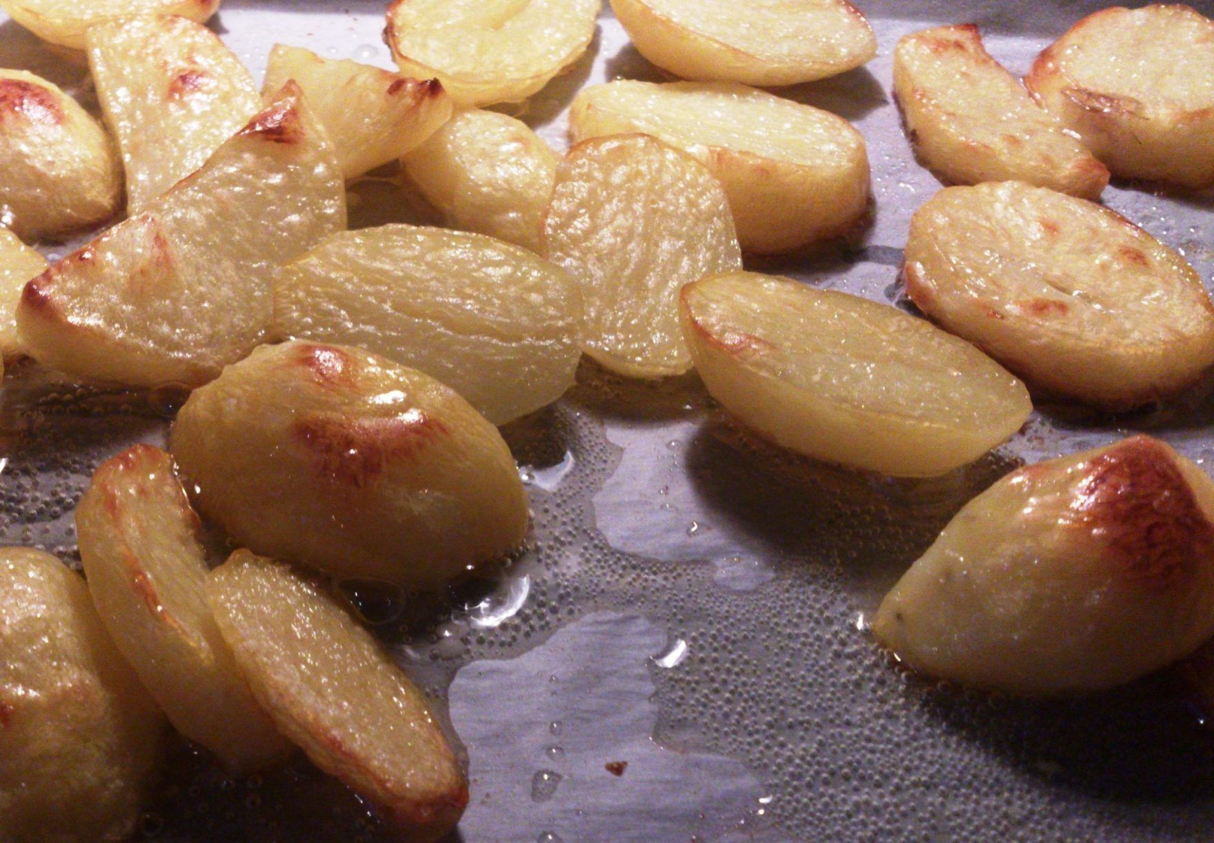 Kartoffelbåde med paprika og salt
