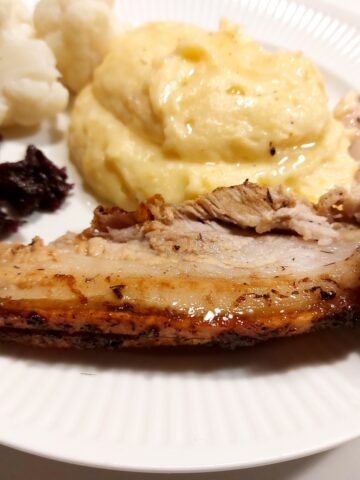 Ribbensteg krydret med timian og hvidløg