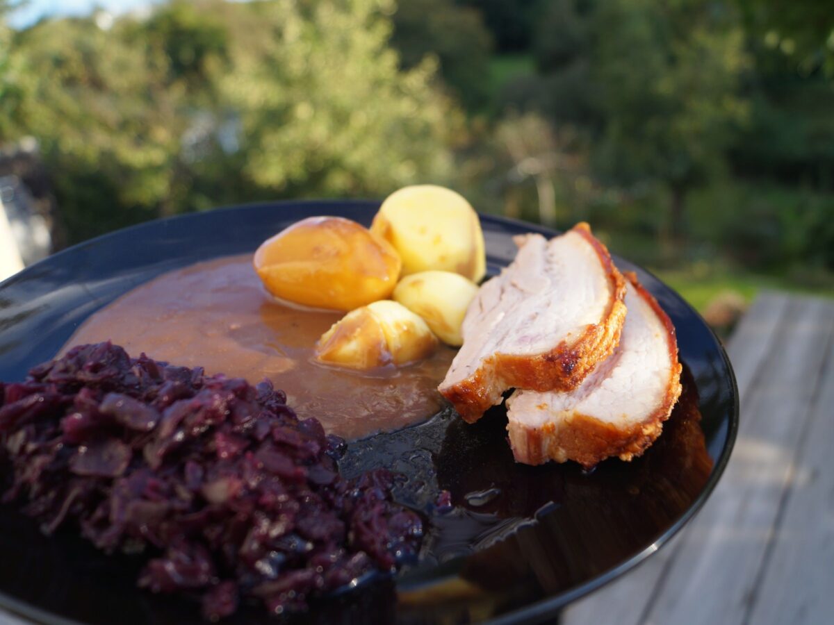 Ribbensteg med brun sauce