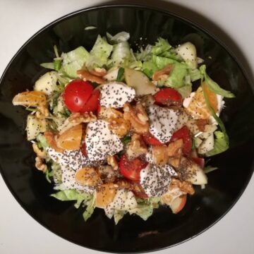 Salat med ingefærdressing