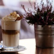 Vanilje Espresso med karamelskum