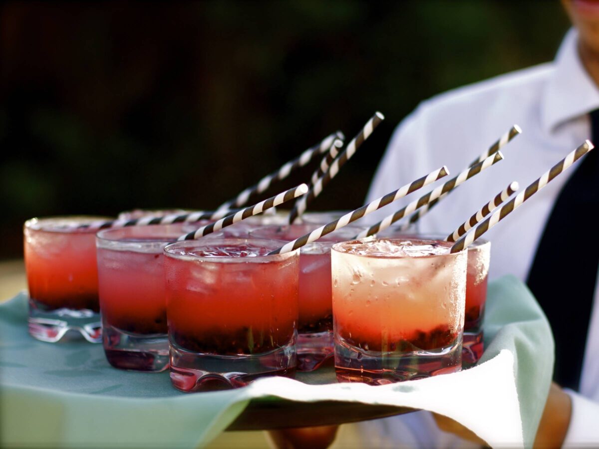 sommer cocktail med hindbær