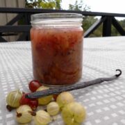 Stikkelsbærmarmelade med vanilje