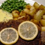 Wienersnitzler med brasede kartofler